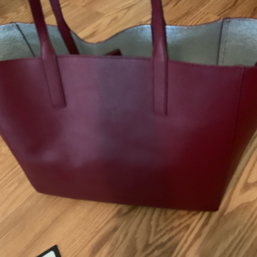 Gorgeous MCM bag - Picture 8 of 8